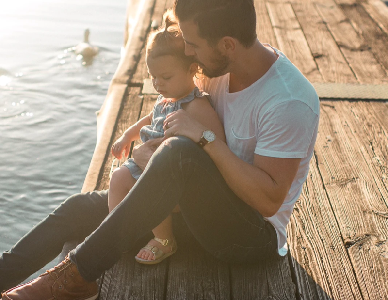 TIPS TO BE A FASHIONABLE YOUNG DAD